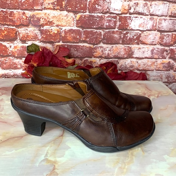 Earth Spirit Classics Emma Brown Leather Slip On Heeled Clogs - Picture 1 of 11
